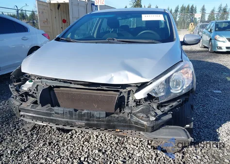 2015 Kia Forte Lx z USA, uszkodzony, nr VIN KNAFX4A62F5429567